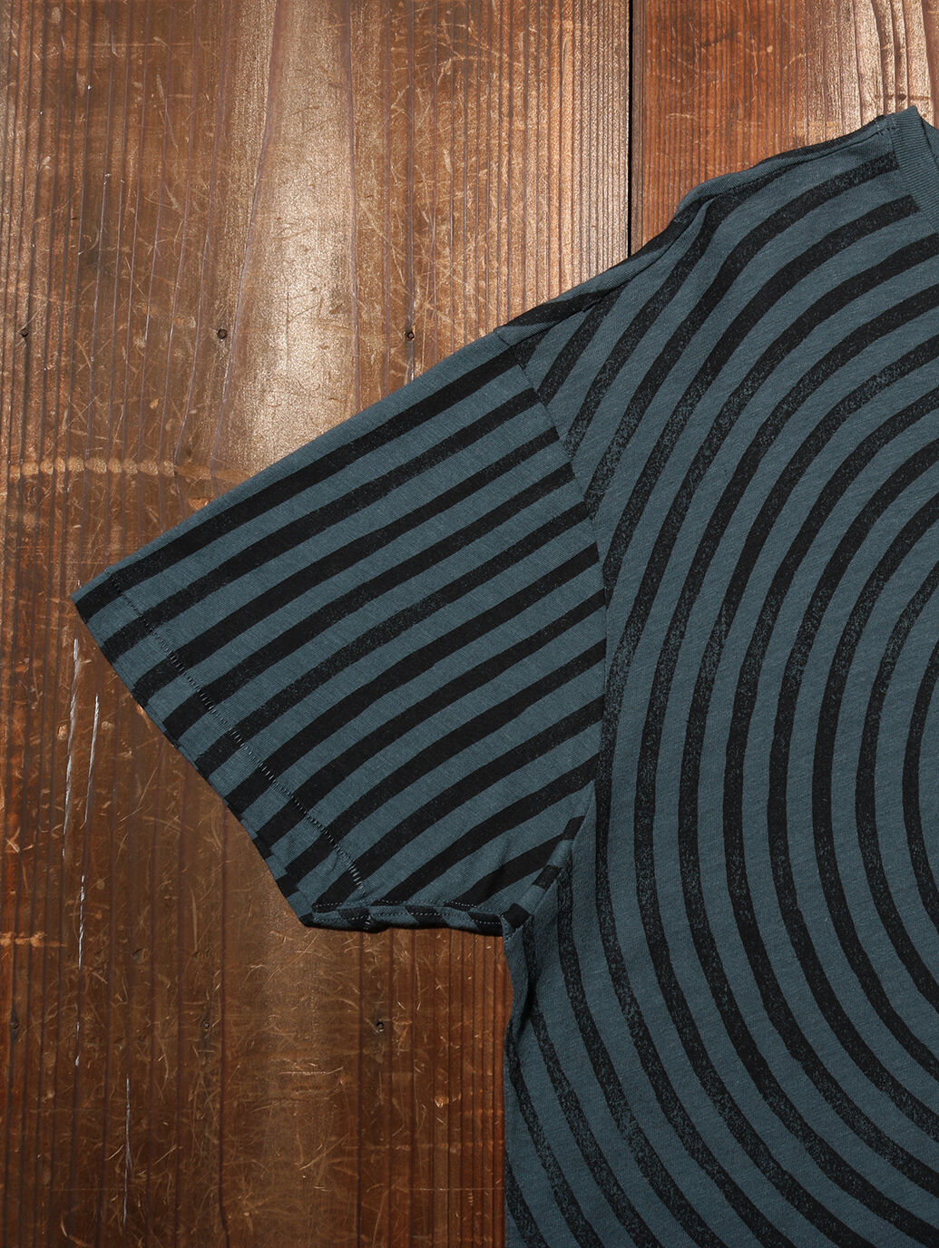 LEVI'S® VINTAGE CLOTHINGNEW GRAPHIC Tシャツ LVC TARGET BLACK